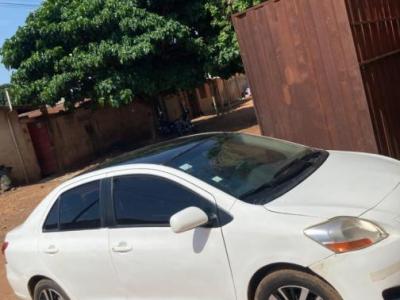 TOYOTA YARIS BERLINE 2008
