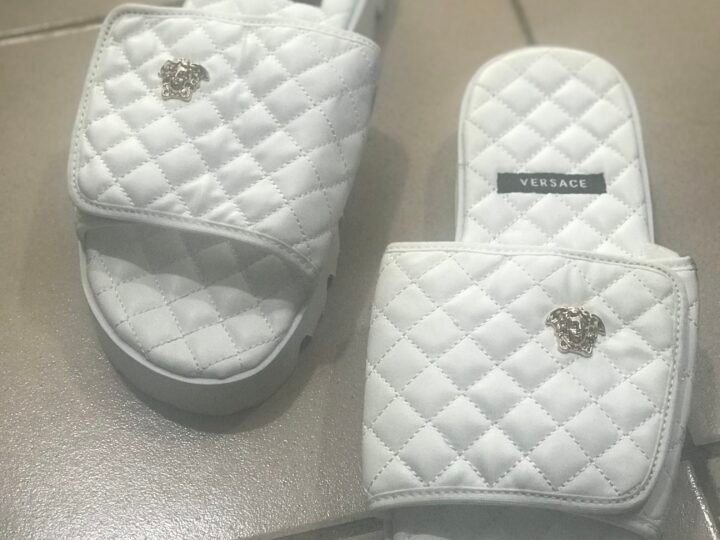 Vente de chaussures en gros et en détails