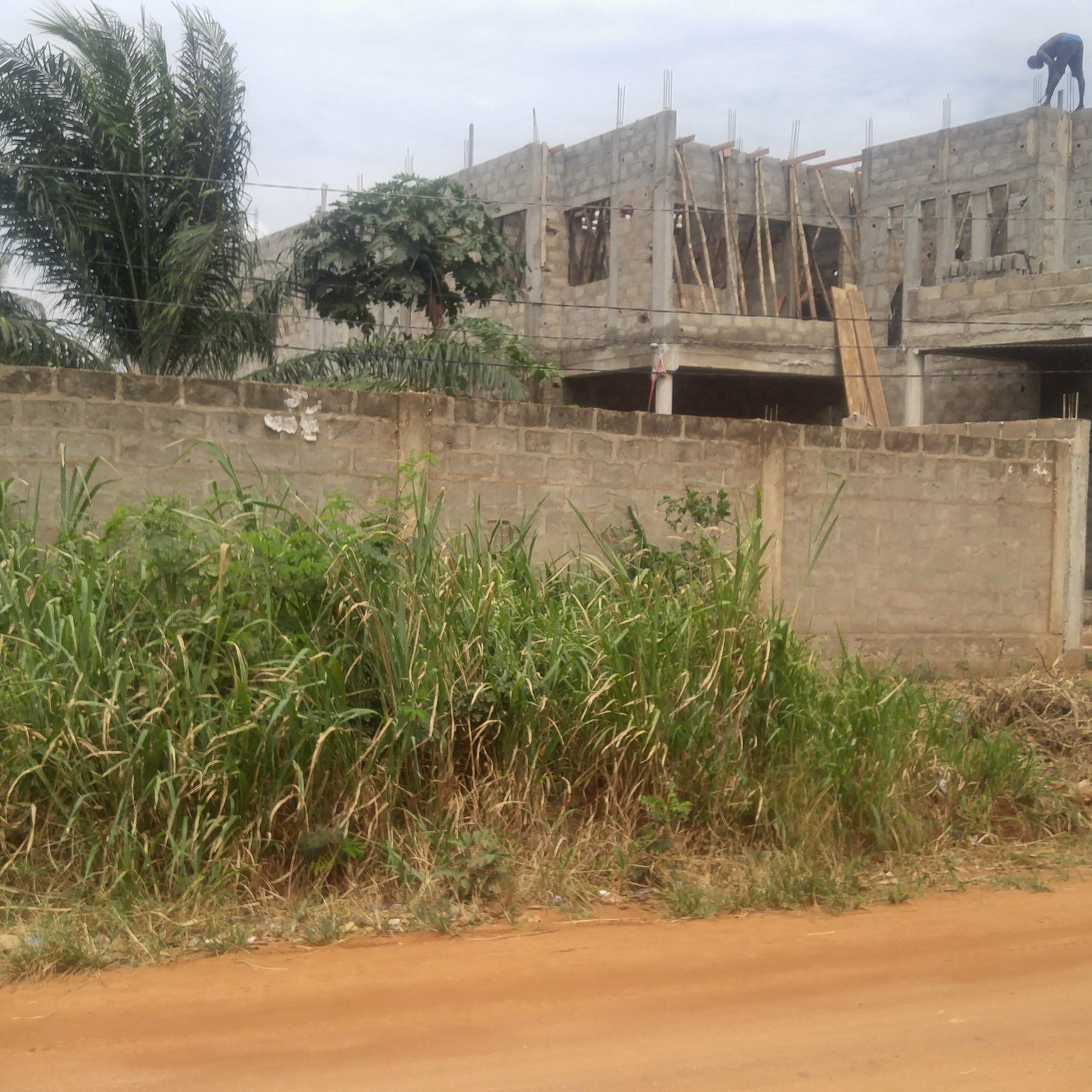 Terrain cloturer en vente a lomé adetikopé
