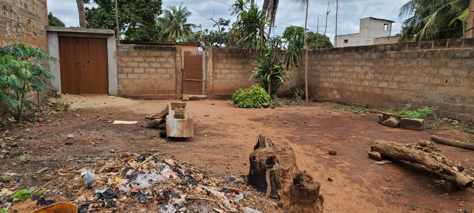 Terrain en vente a lomé quartier attiegou togo2000