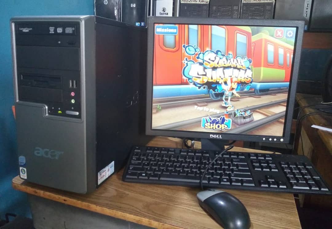 Bureau Dual Core – Jeux installés en bonus
