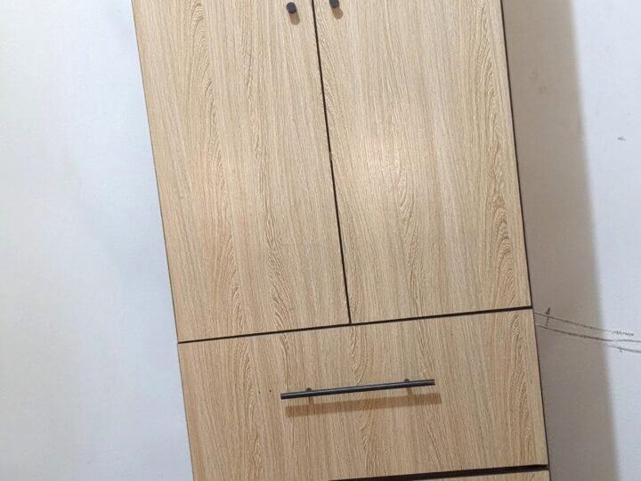 armoire de rangement